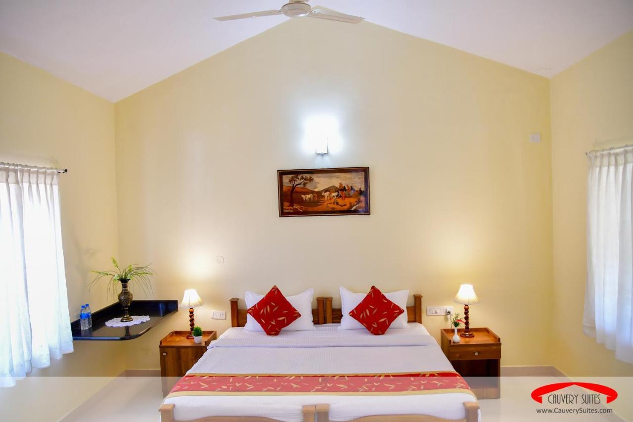 Cauvery Suites Madikeri Exteriér fotografie